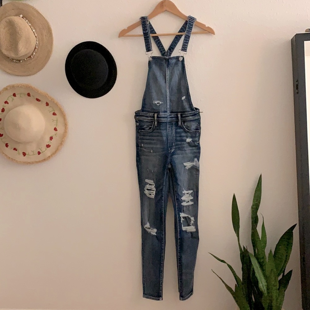 NWT American Eagle Skinny Jeans Pinafore